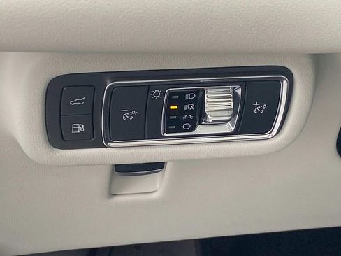 New 2026 Lincoln Nautilus Premier image 14