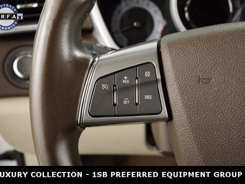 Used 2010 Cadillac SRX Luxury image 23