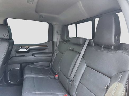 Used 2024 Chevrolet Silverado 1500 LT w/ Z71 Off-Road Package AWD/4WD image 22