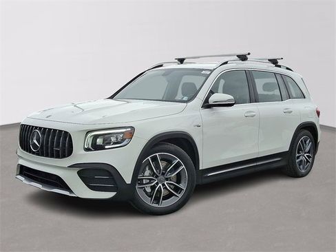 Used 2022 Mercedes-Benz GLB 35 AMG 4MATIC image 1
