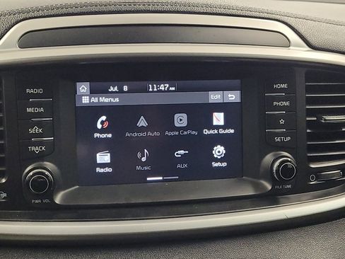 Used 2020 Kia Sorento FWD V6 image 25