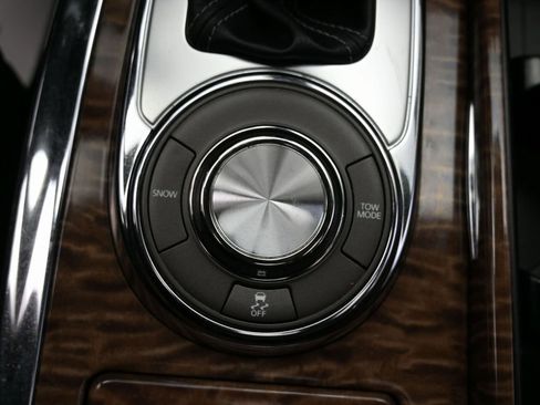 Used 2019 Nissan Armada Platinum w/ Captain's Chairs Package image 27