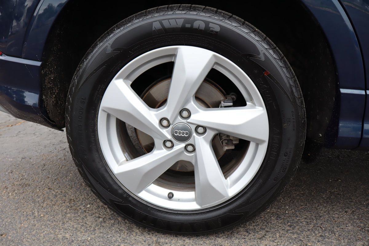 Used 2019 Audi Q3 2.0T Premium AWD/4WD image 44