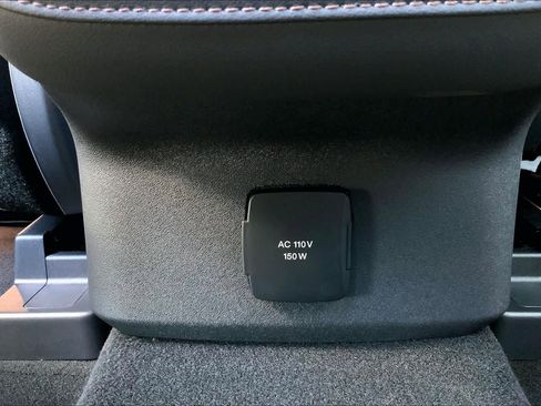 New 2026 Lincoln Nautilus Reserve image 18