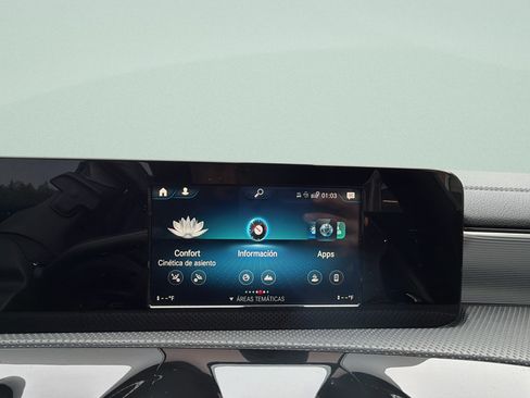 Used 2020 Mercedes-Benz CLA 250 image 14