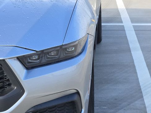 Used 2025 Ford Mustang Premium image 11