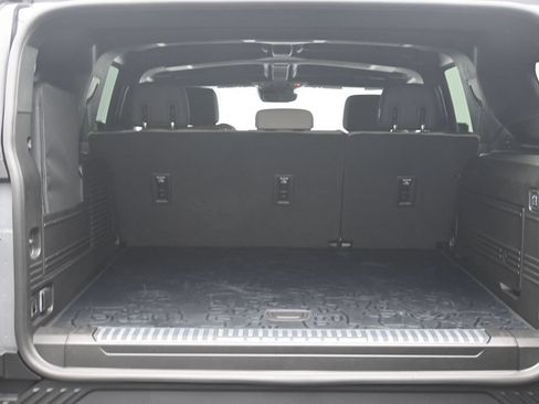 Certified 2026 GMC Hummer EV SUV AWD/4WD image 15