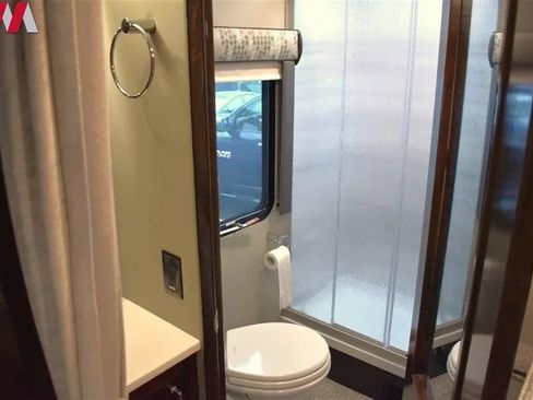 Used 2019 Mercedes-Benz Sprinter 170 image 40