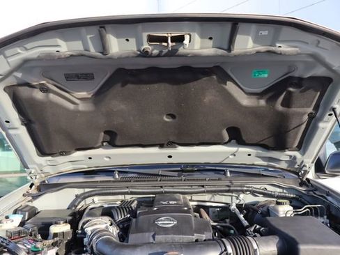 Used 2013 Nissan Frontier SV w/ SV Value Truck Pkg image 18