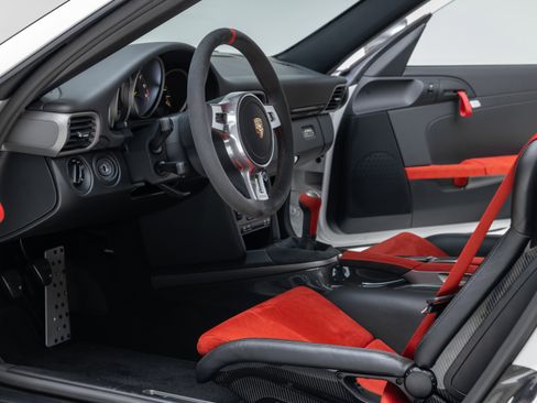Used 2011 Porsche 911 GT3 RS 4.0 image 4