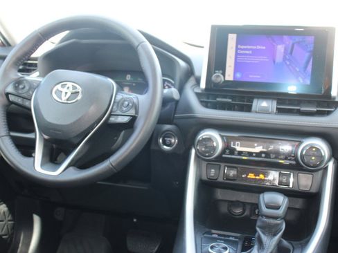 Used 2024 Toyota RAV4 XLE w/ Convenience Package image 23