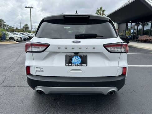 Used 2022 Ford Escape SEL image 5