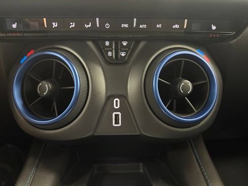 Used 2023 Chevrolet Blazer RS w/ Driver Confidence II Package FWD image 19