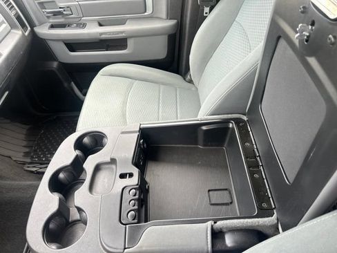 Used 2017 RAM 2500 SLT AWD/4WD image 28