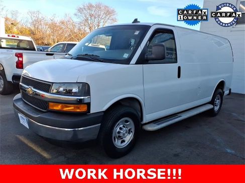 Used 2023 Chevrolet Express 2500 w/ Driver Convenience Package image 3