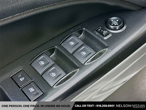 Used 2022 Chevrolet Colorado LT image 17