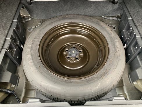 Used 2019 Nissan Murano SV AWD/4WD image 10