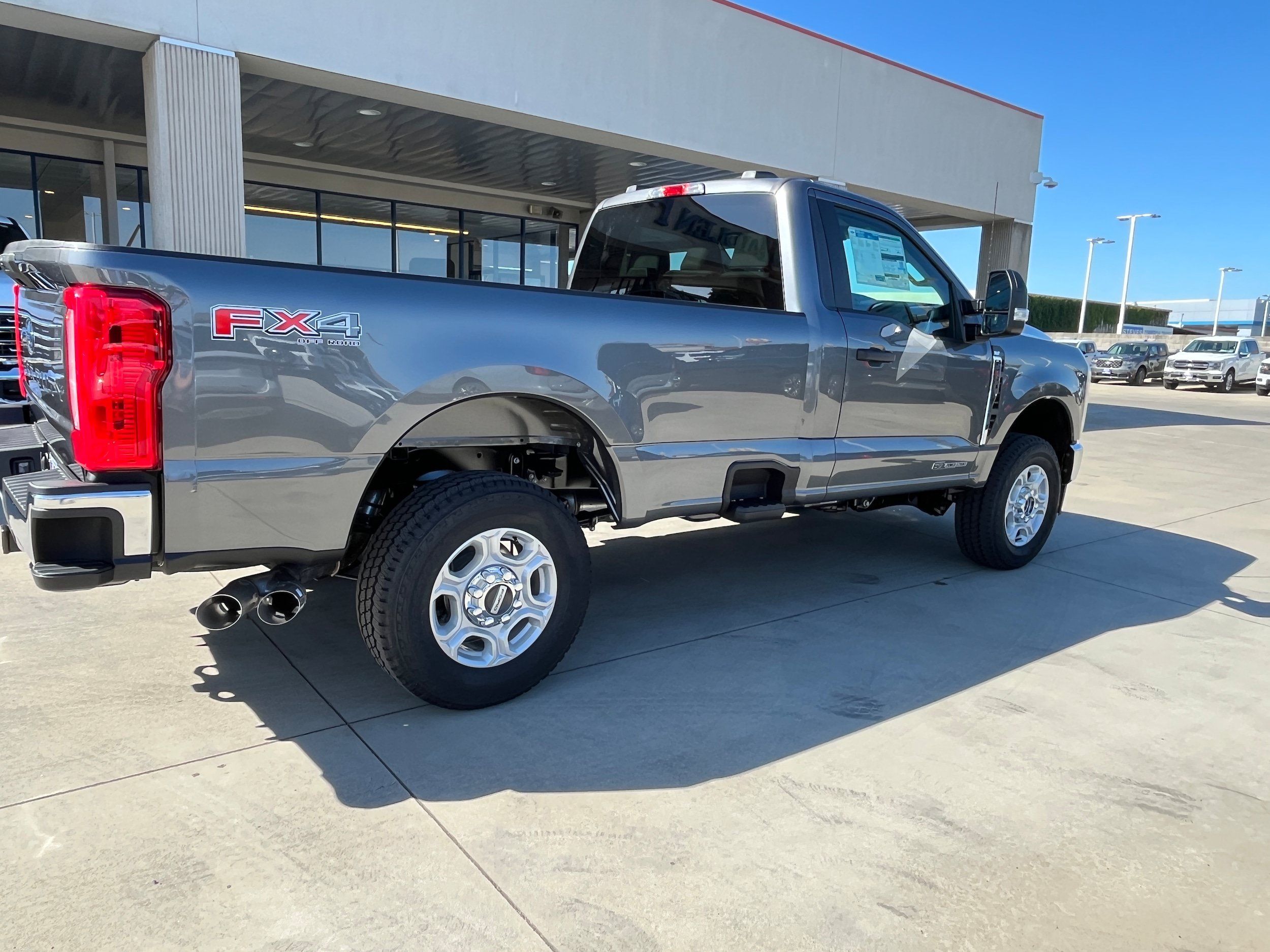 New 2026 Ford F250 XLT w/ FX4 Off-Road Package AWD/4WD image 5
