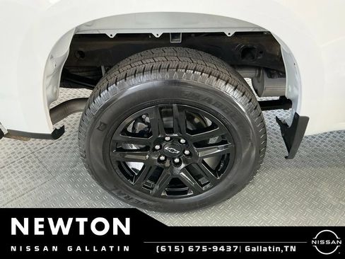 Used 2023 Chevrolet Silverado 1500 Custom w/ LPO, Dark Essentials Package AWD/4WD image 41