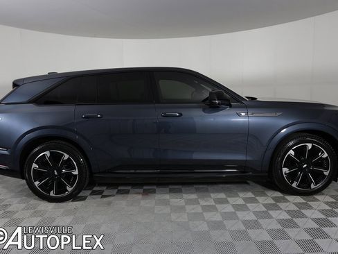 Used 2025 Cadillac Escalade IQ Sport 2 image 4