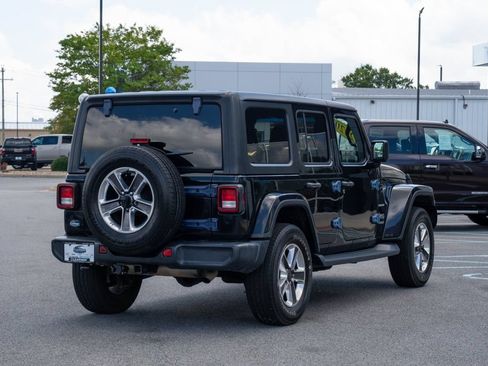 Used 2020 Jeep Wrangler Unlimited Sahara AWD/4WD image 7