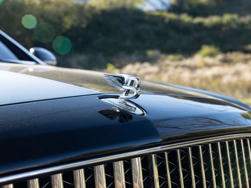 Used 2020 Bentley Mulsanne RWD image 20