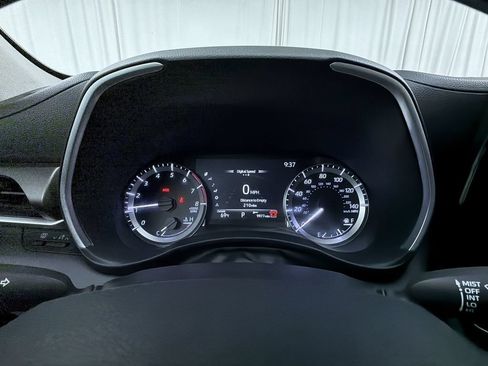Certified 2024 Toyota Highlander XLE AWD/4WD image 7