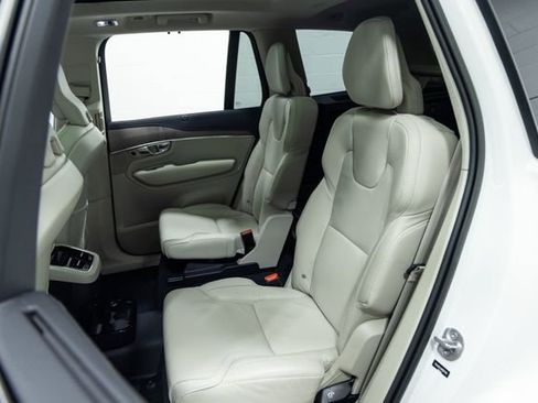 Used 2022 Volvo XC90 T6 Inscription w/ Advanced Package image 23