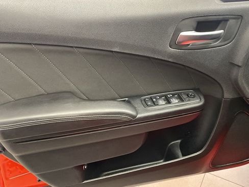 Used 2018 Dodge Charger GT w/ Navigation & Travel Group image 8