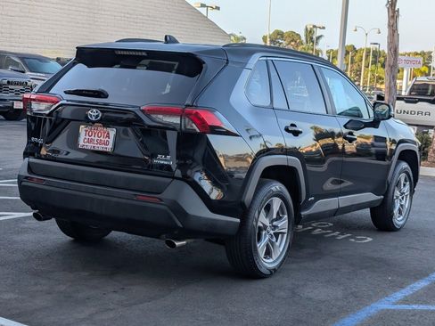 Used 2024 Toyota RAV4 XLE AWD/4WD image 13