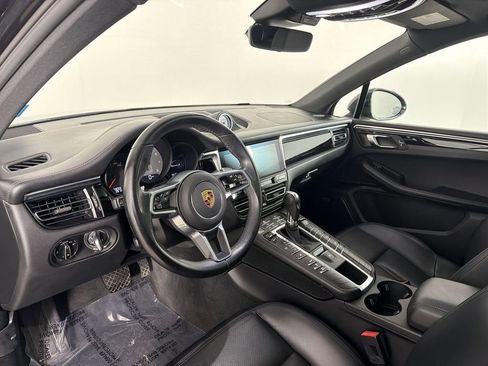 Used 2021 Porsche Macan S image 4