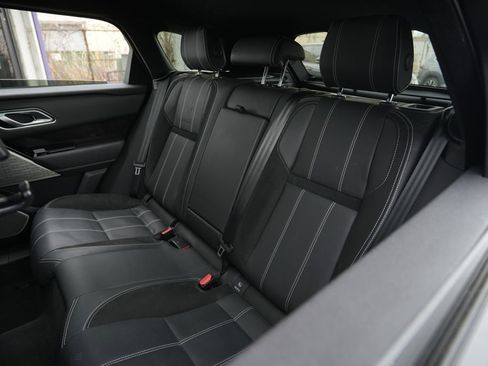 Used 2021 Land Rover Range Rover Velar R-Dynamic S image 19