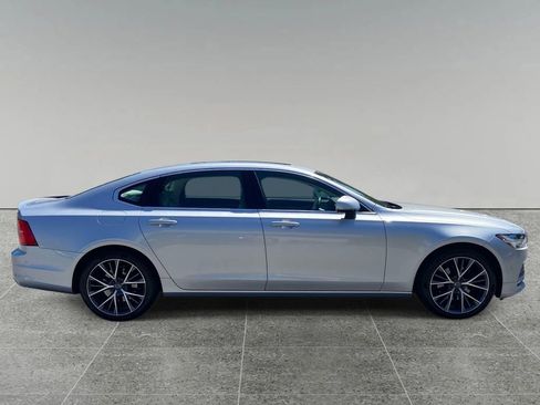 Used 2018 Volvo S90 T5 Momentum w/ Convenience Package AWD/4WD image 6