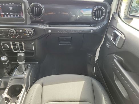 Certified 2020 Jeep Wrangler Unlimited Sport image 14