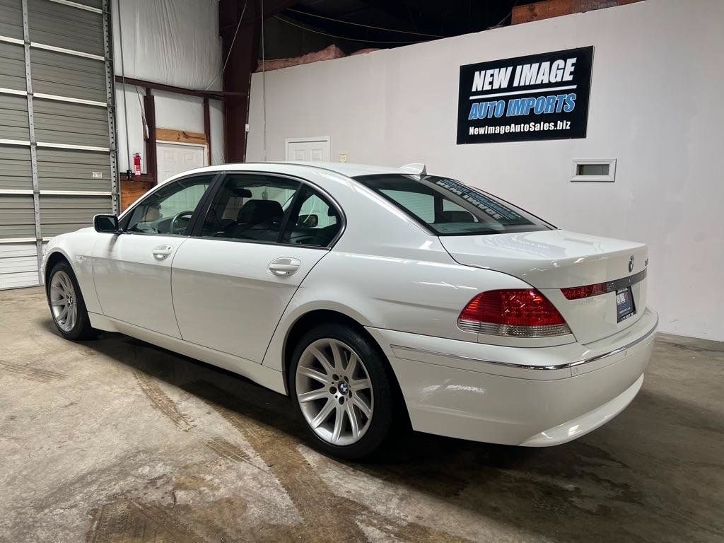 Used 2004 BMW 745Li RWD image 9