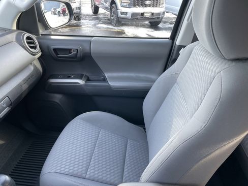 Used 2023 Toyota Tacoma SR5 image 17