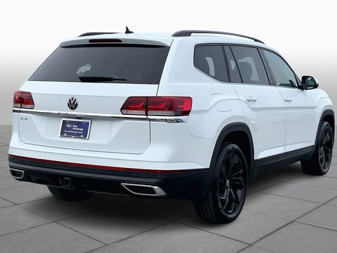 Used 2023 Volkswagen Atlas SE w/ Black Wheel Package image 13