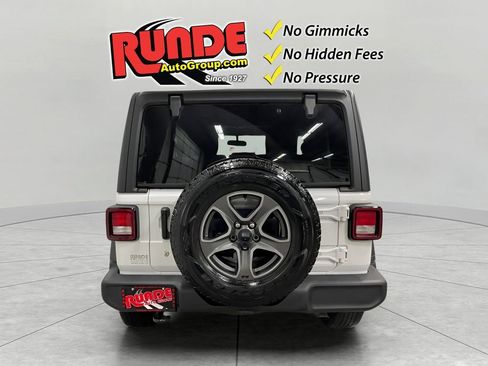 Used 2019 Jeep Wrangler Sport AWD/4WD image 4