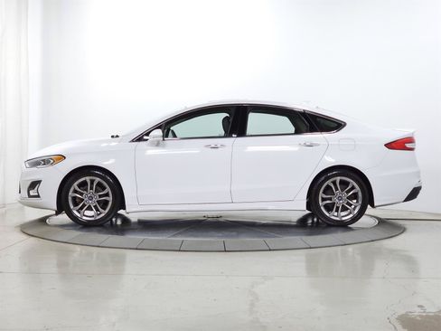Used 2020 Ford Fusion Titanium FWD image 4