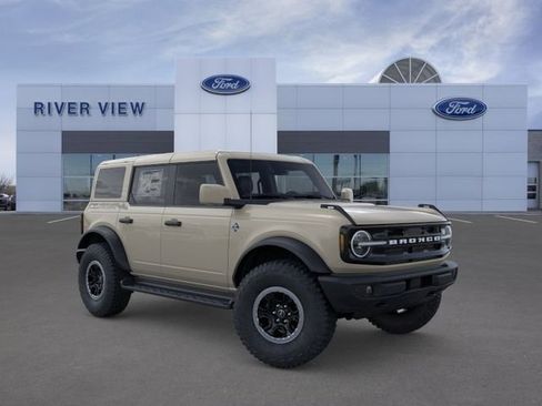 New 2026 Ford Bronco Outer Banks AWD/4WD image 7