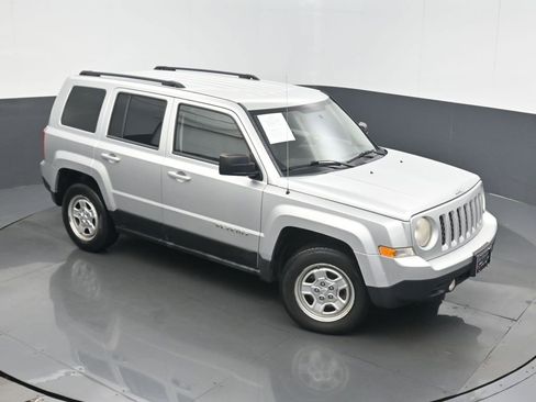 Used 2012 Jeep Patriot Sport w/ PWR Value Group image 31