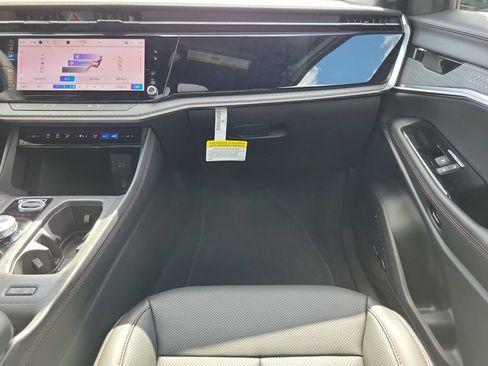 New 2025 Jeep Wagoneer S Limited w/ Comfort Package image 14