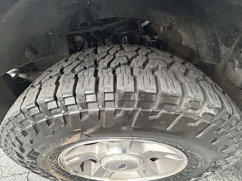 Used 2003 Ford Explorer Sport Trac XLS image 5