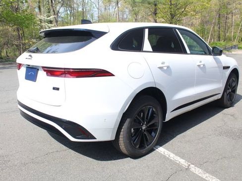New 2026 Jaguar F-PACE R-Dynamic S image 2