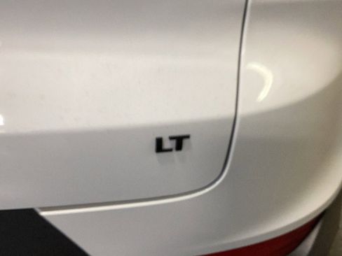 New 2026 Chevrolet TrailBlazer LT w/ Midnight Edition AWD/4WD image 6
