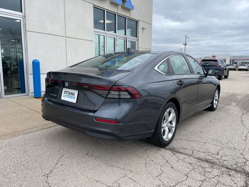 Used 2023 Honda Accord LX image 5