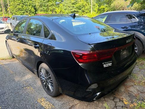 Used 2022 Kia Forte GT-Line FWD image 2