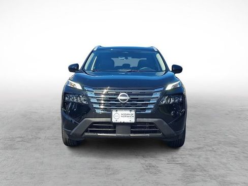 Used 2025 Nissan Rogue SV w/ SV Premium Package AWD/4WD image 2