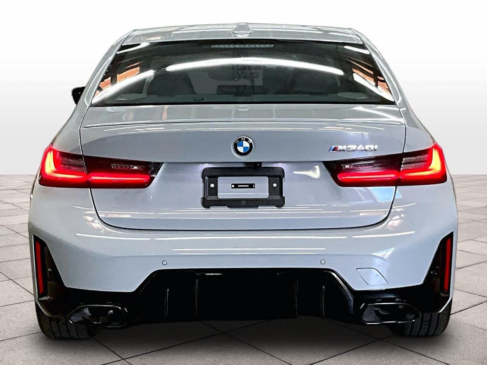 Used 2026 BMW M340i w/ Premium Package RWD image 7