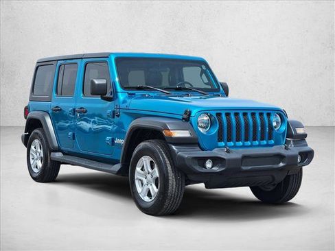 Used 2020 Jeep Wrangler Unlimited Sport S AWD/4WD image 3